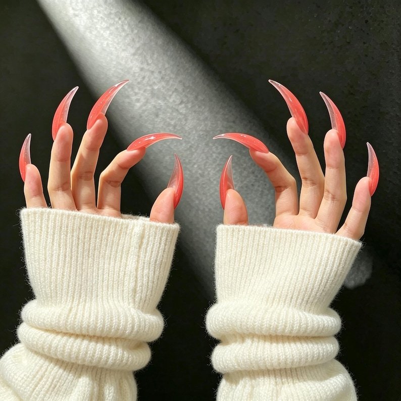 Soft Goth Pink Cat Claw Press-on Nails for Date Night & Alt Girls - Image 2