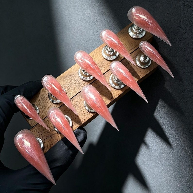 Soft Goth Pink Cat Claw Press-on Nails for Date Night & Alt Girls - Image 3